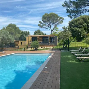  Ferienhaus Les Troglodytes Du Ventoux
